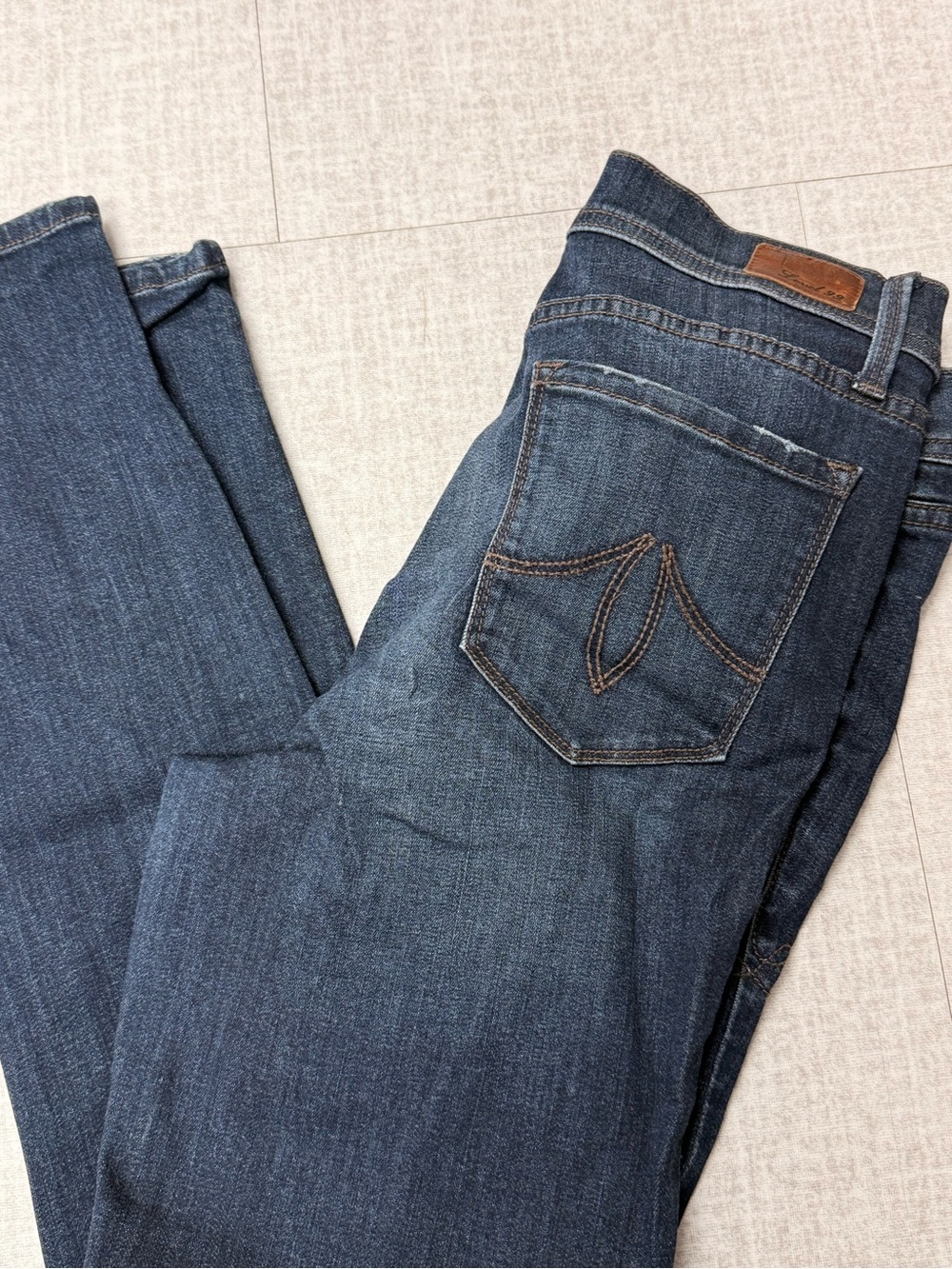 Level 99 Women's Dark Indigo Skinny Jeans